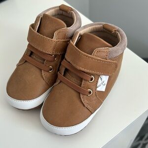 Desert sand William: little love bug